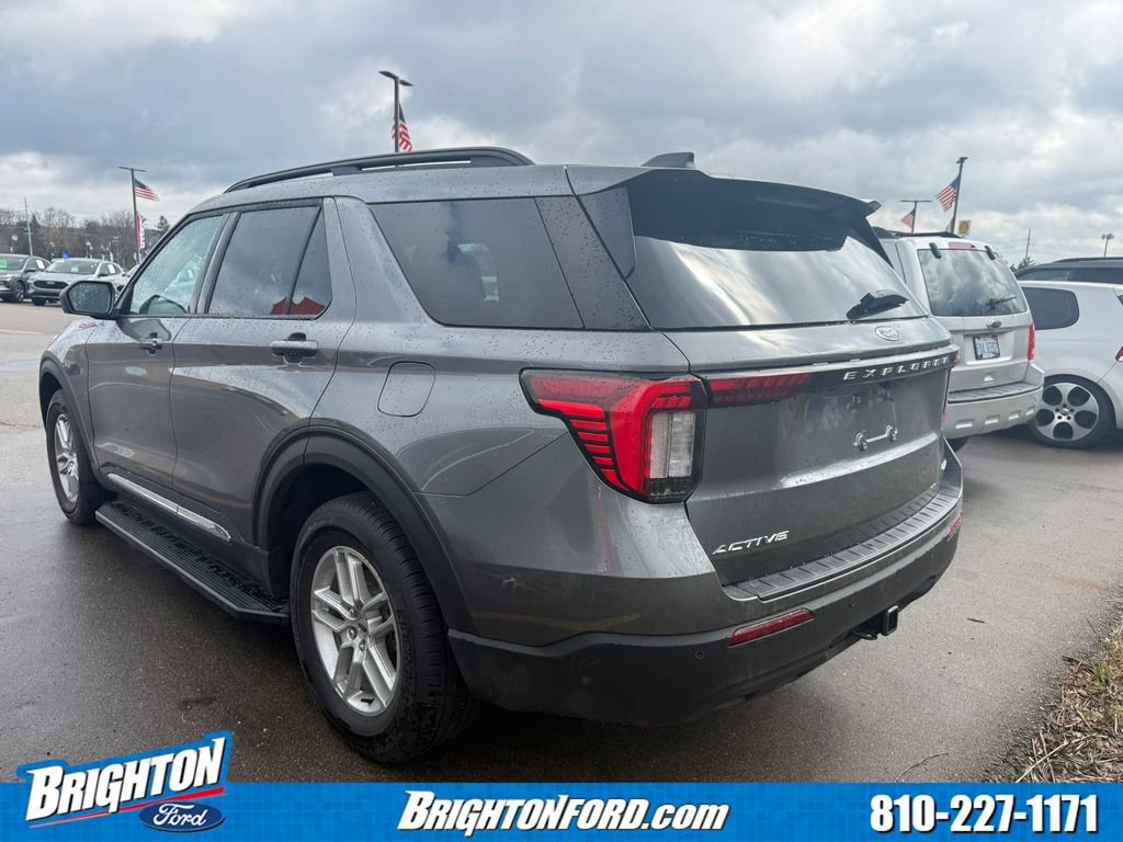 Certified 2025 Ford Explorer Active AWD/4WD image 5