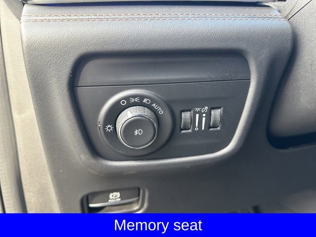 Used 2023 Jeep Grand Cherokee Summit image 19