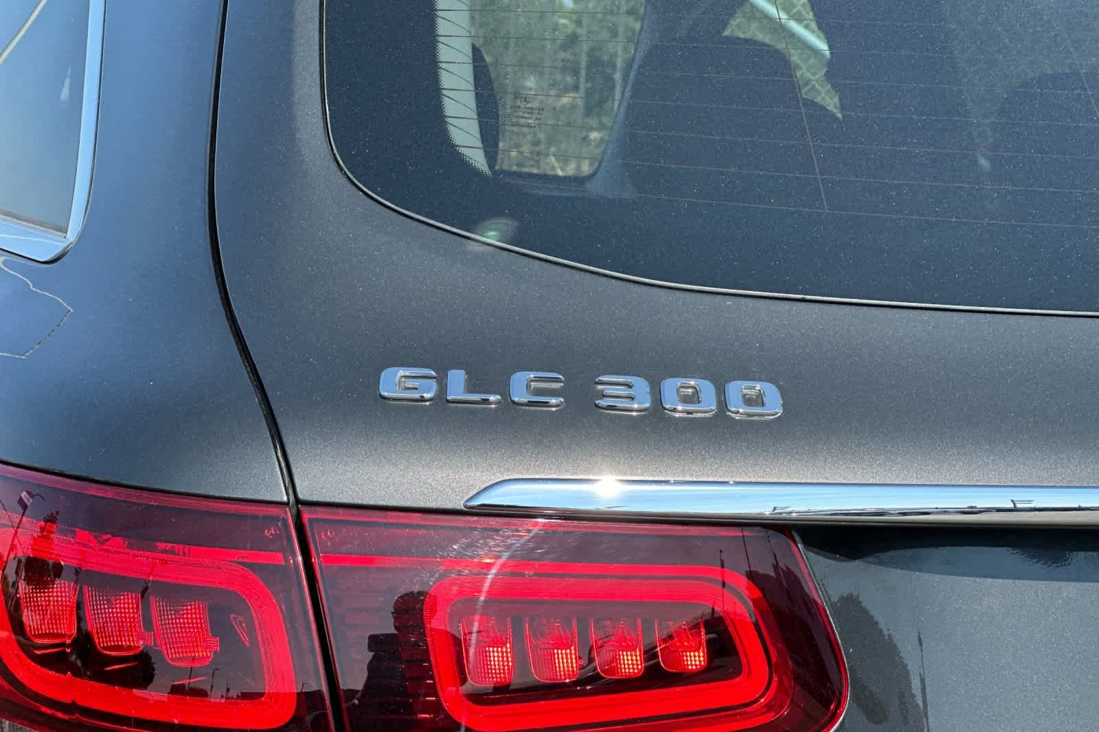 Used 2022 Mercedes-Benz GLC 300 GLC 300 image 28