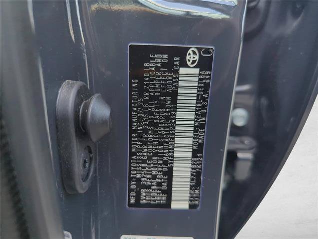 Used 2025 Toyota Corolla LE FWD image 29