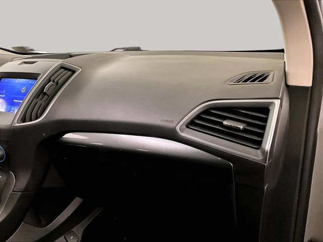 Certified 2020 Ford Edge SE FWD image 15