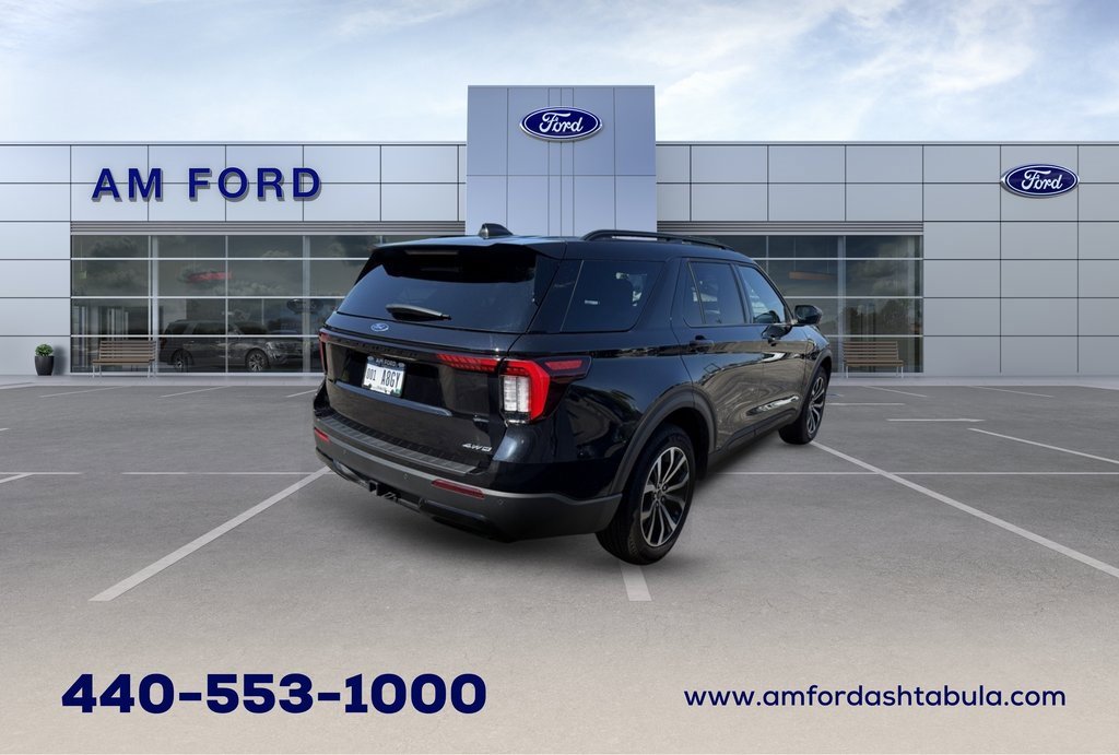 Certified 2025 Ford Explorer ST-Line image 3