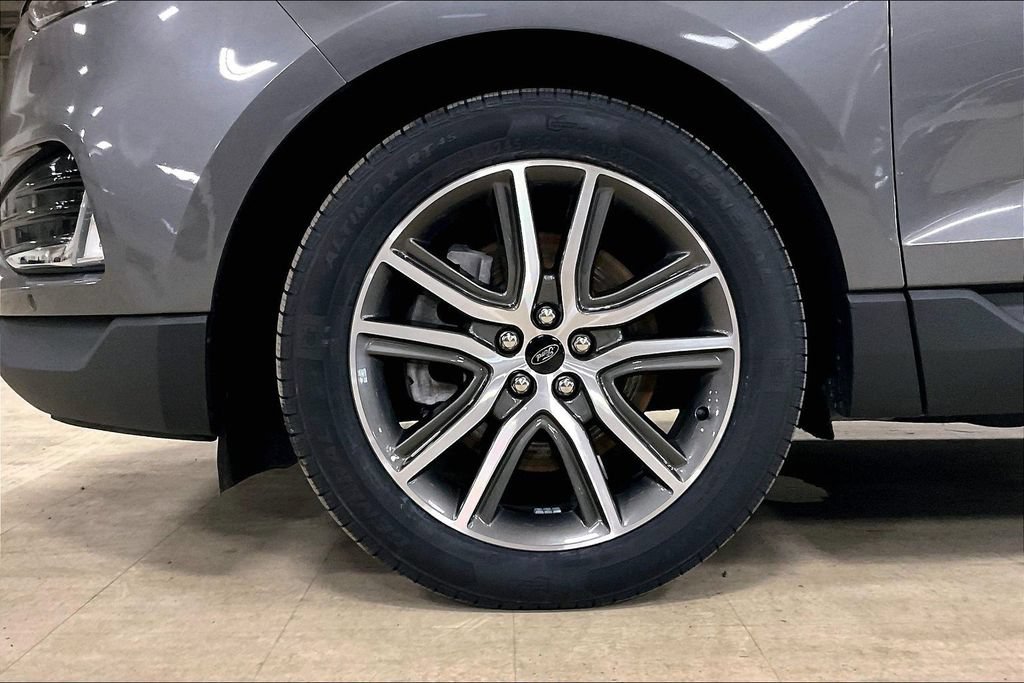 Certified 2023 Ford Edge Titanium w/ Class II Trailer Tow Package AWD/4WD image 9