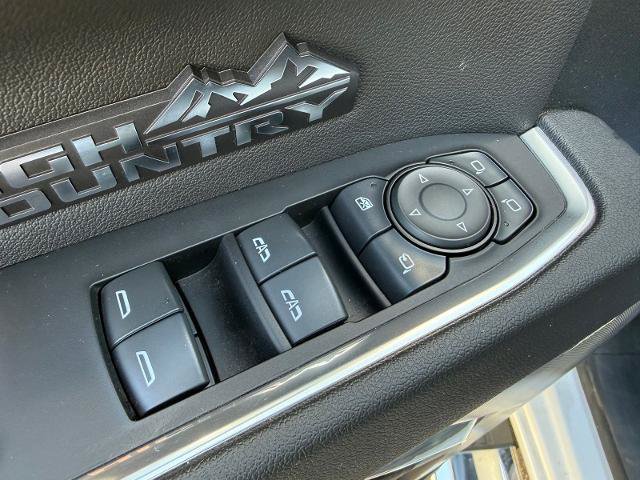 Used 2023 Chevrolet Silverado 1500 High Country w/ High Country Premium Package AWD/4WD image 18