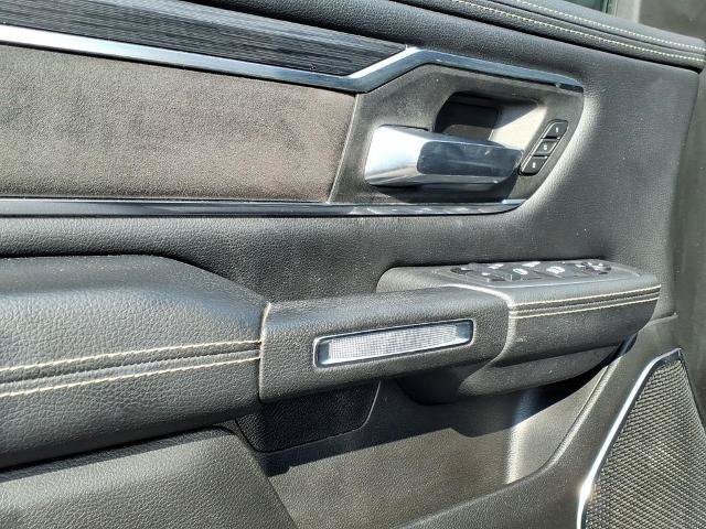 Used 2024 RAM 1500 Laramie AWD/4WD image 14