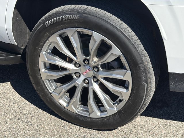 Used 2024 GMC Yukon Denali AWD/4WD image 6