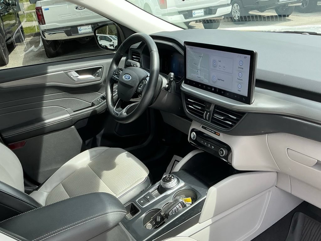 Certified 2023 Ford Escape SE FWD image 13