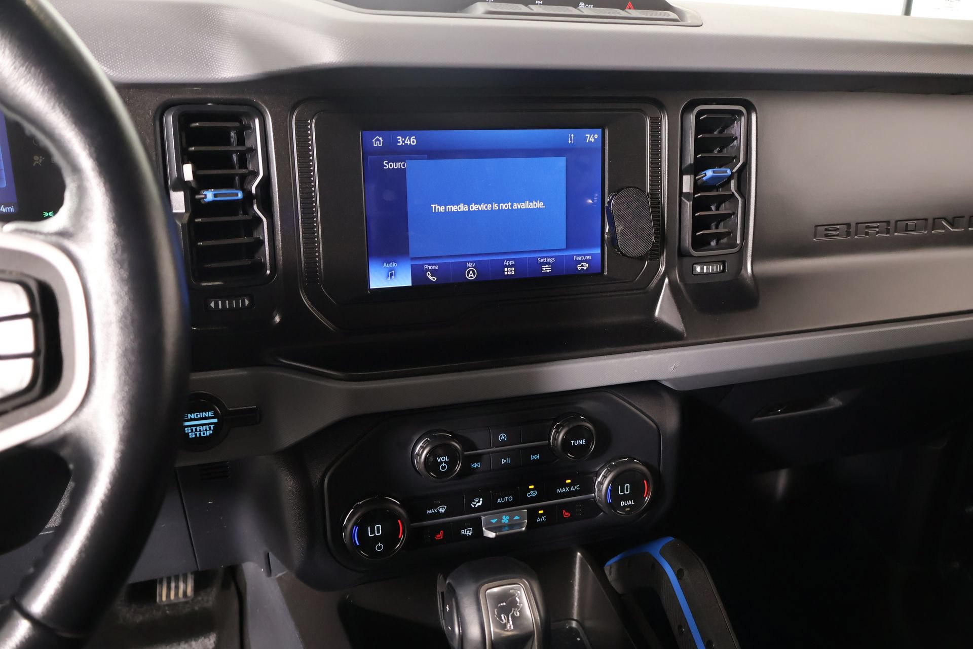 Certified 2023 Ford Bronco Black Diamond AWD/4WD image 5