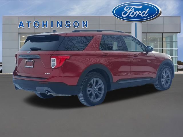 Certified 2022 Ford Explorer XLT w/ Equipment Group 202A image 5