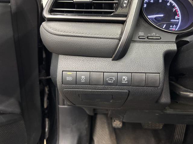 Used 2022 Toyota Camry SE image 8