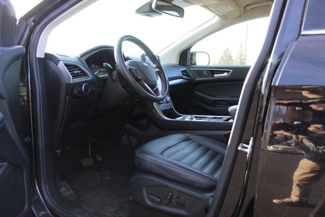 Certified 2024 Ford Edge SEL w/ Convenience Package AWD/4WD image 25
