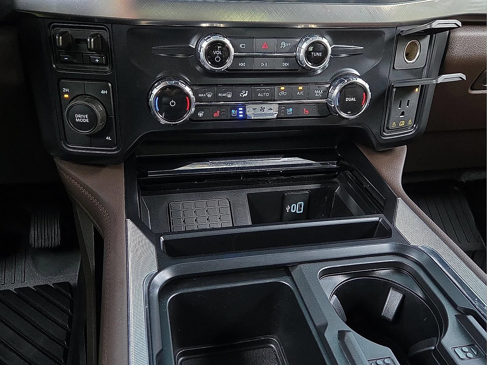 Certified 2026 Ford F350 King Ranch AWD/4WD image 18