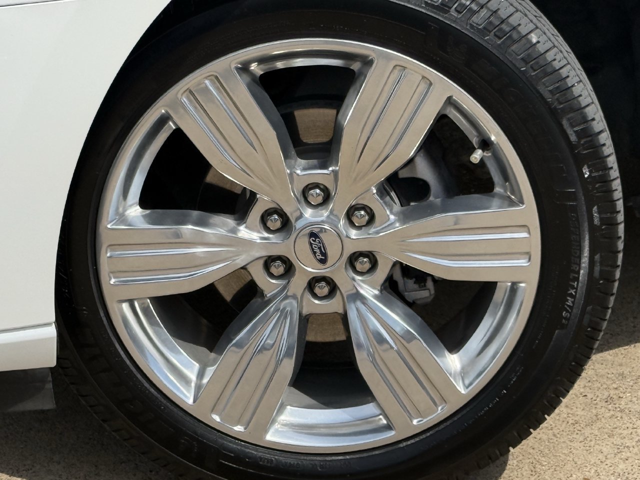 Certified 2023 Ford Expedition Platinum RWD image 9