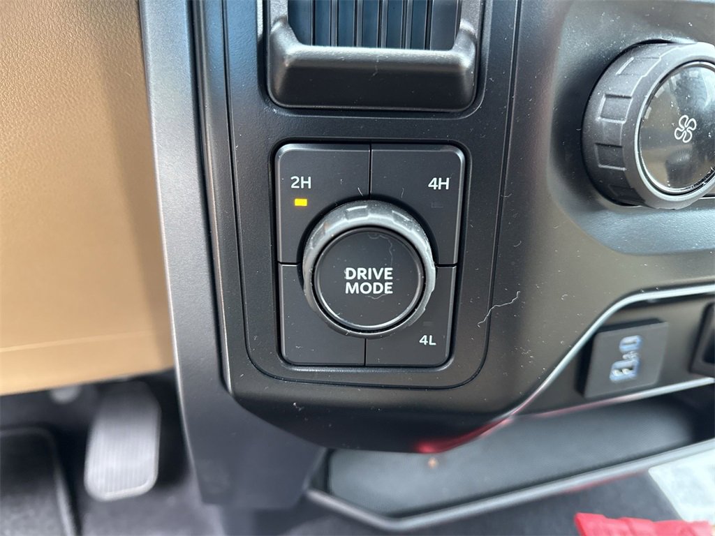 Certified 2023 Ford F150 XLT image 28