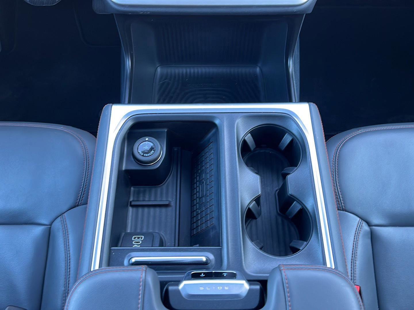 Certified 2025 Ford Expedition Active image 29