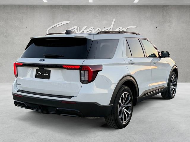 Certified 2025 Ford Explorer ST-Line w/ Premium Package image 5