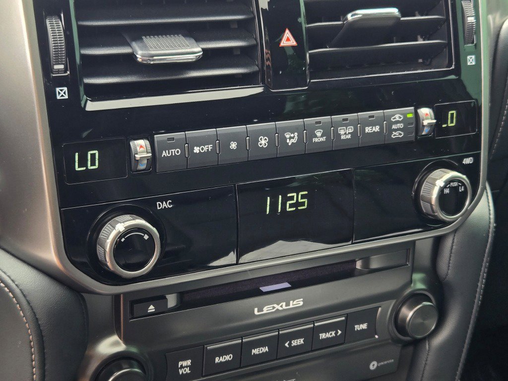 Used 2023 Lexus GX 460 Premium image 31