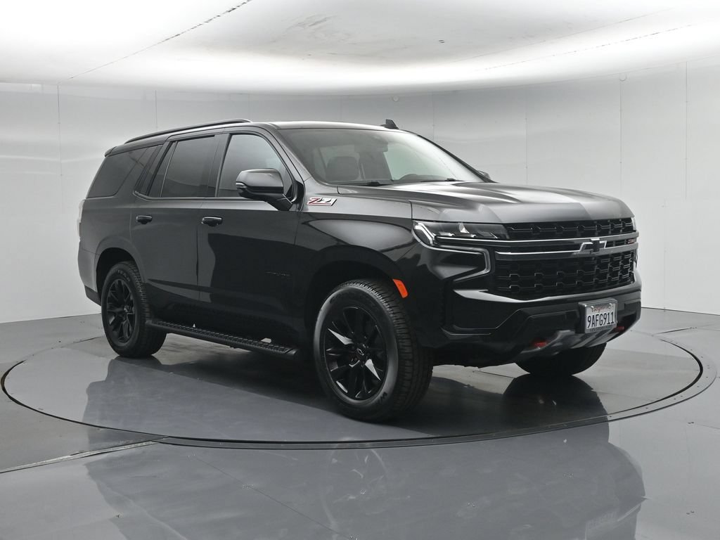 Used 2022 Chevrolet Tahoe Z71 w/ Luxury Package AWD/4WD image 32