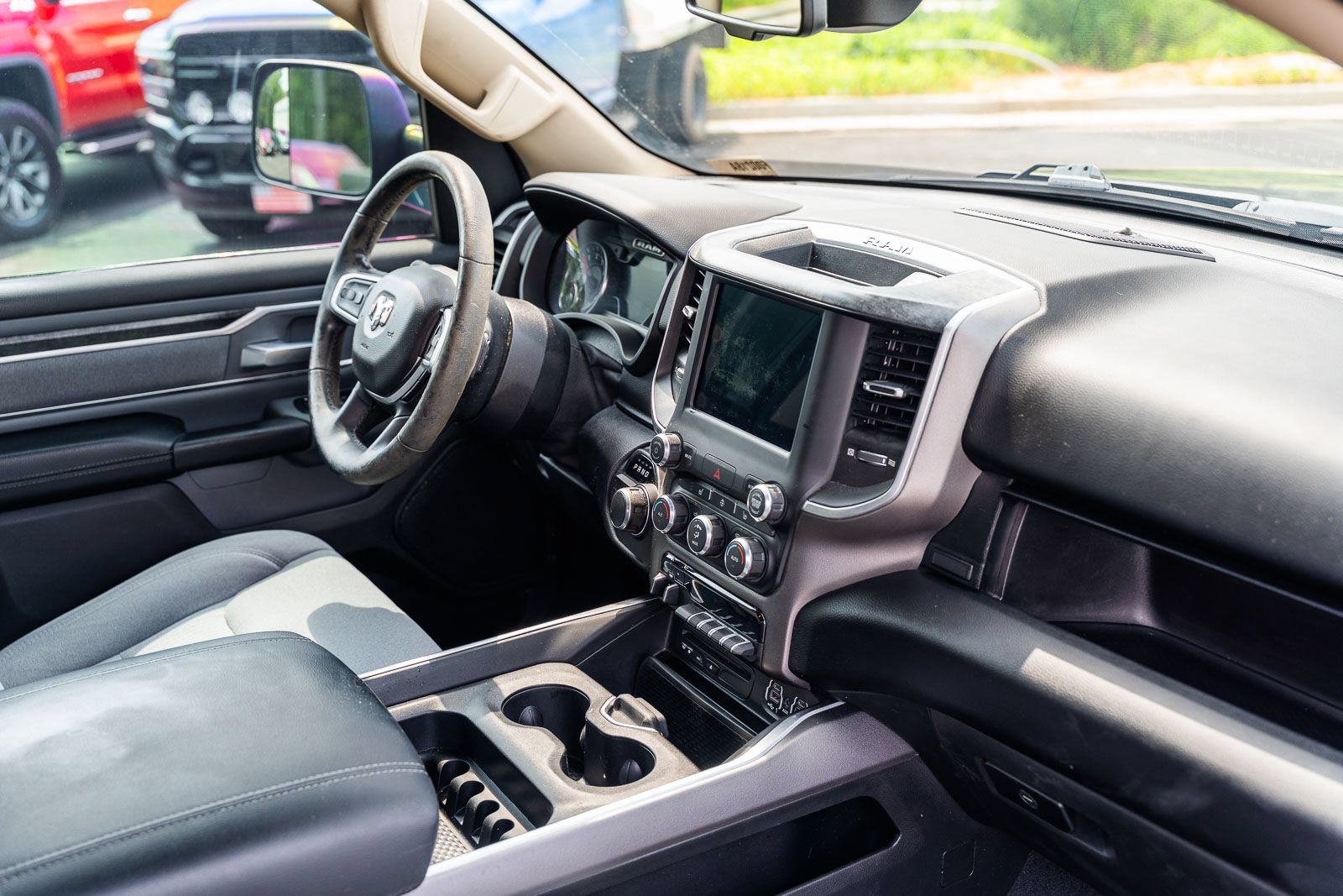 Used 2019 RAM 1500 Big Horn RWD image 12