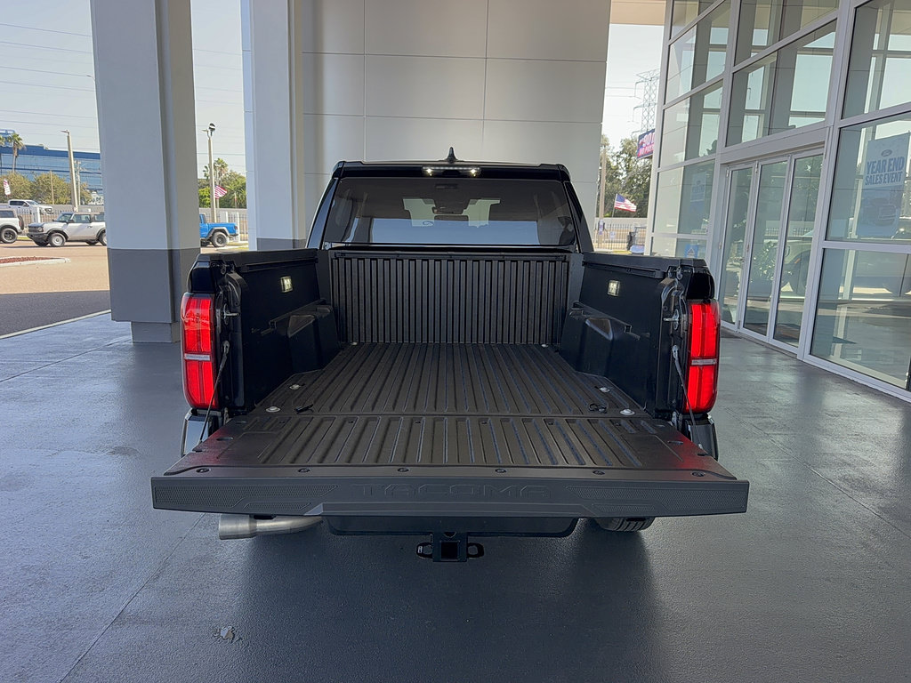Used 2026 Toyota Tacoma SR5 AWD/4WD image 7