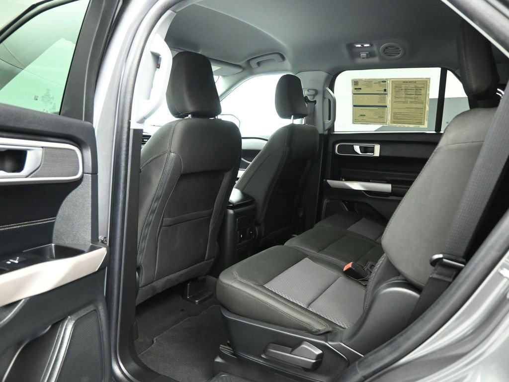 Certified 2023 Ford Explorer XLT image 45