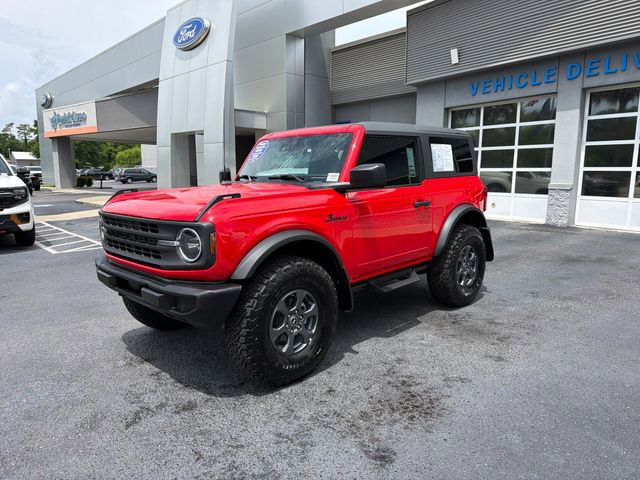 Certified 2023 Ford Bronco 2-Door AWD/4WD image 4