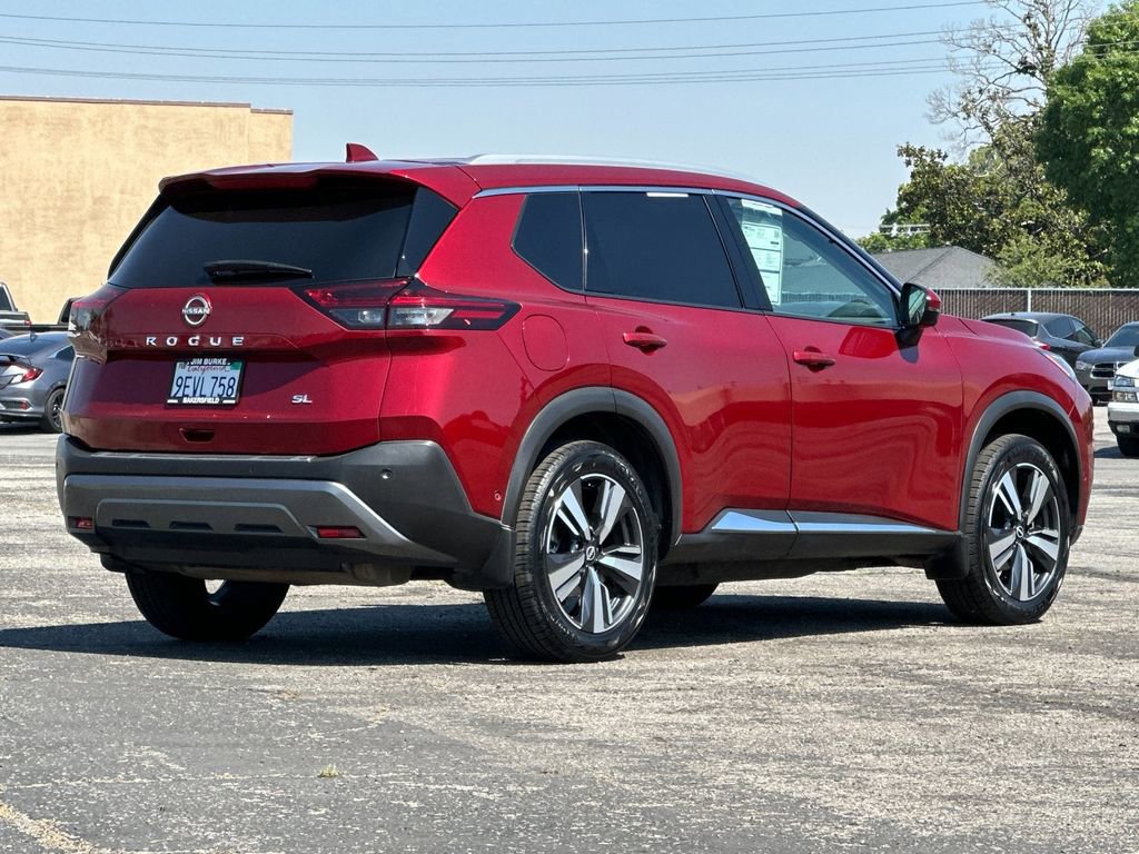 Used 2023 Nissan Rogue SL w/ SL Premium Package FWD image 3