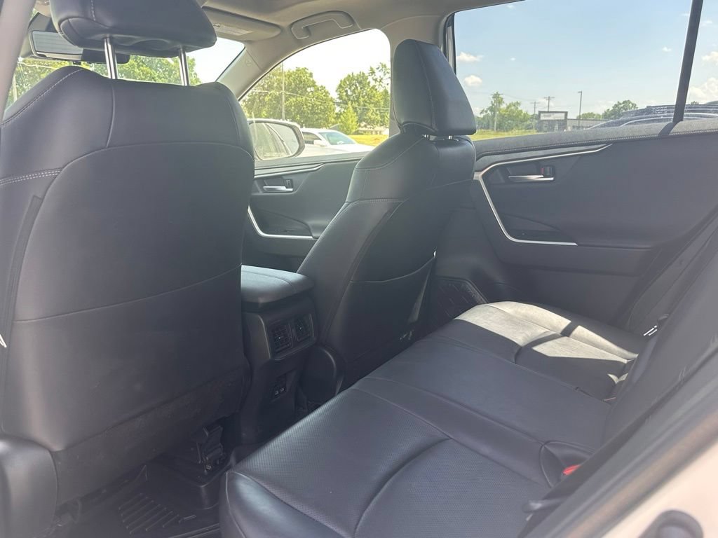 Used 2022 Toyota RAV4 Limited AWD/4WD image 15