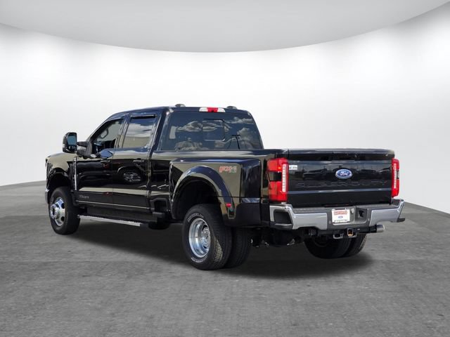 Certified 2023 Ford F350 Lariat w/ FX4 Off-Road Package AWD/4WD image 6