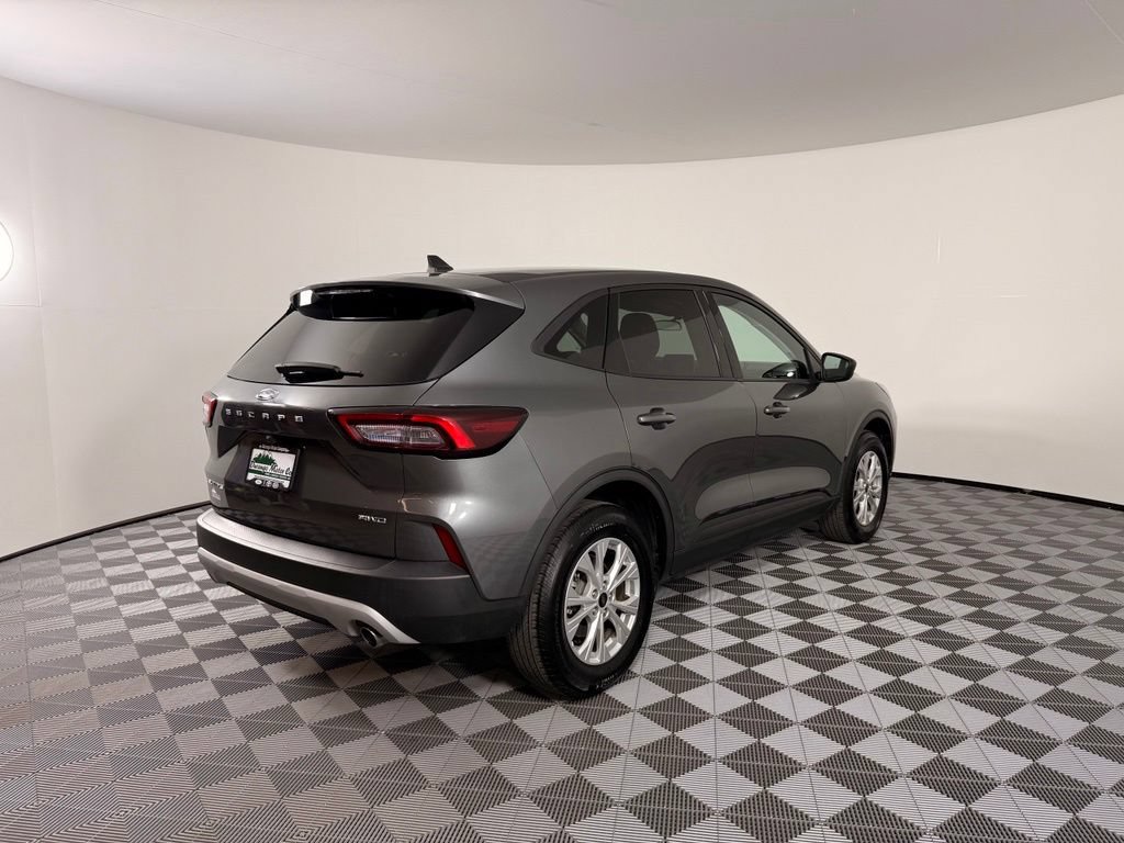 Certified 2025 Ford Escape Active AWD/4WD image 9