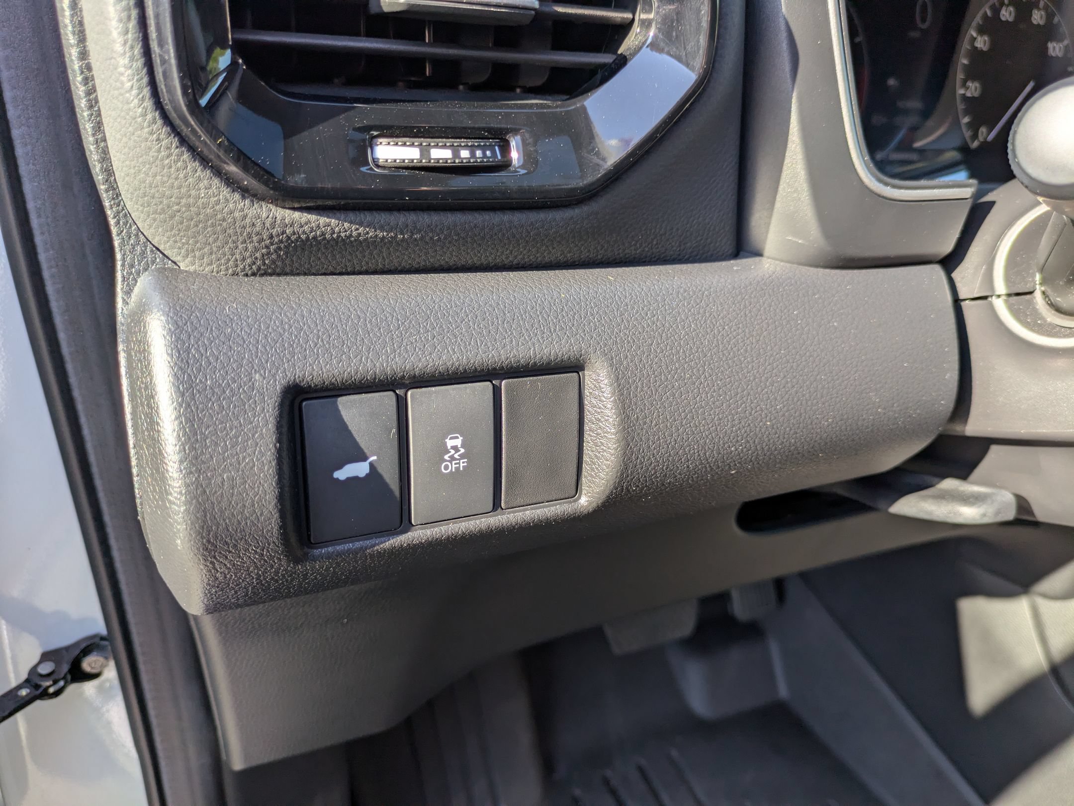 Used 2024 Honda Pilot Touring image 17