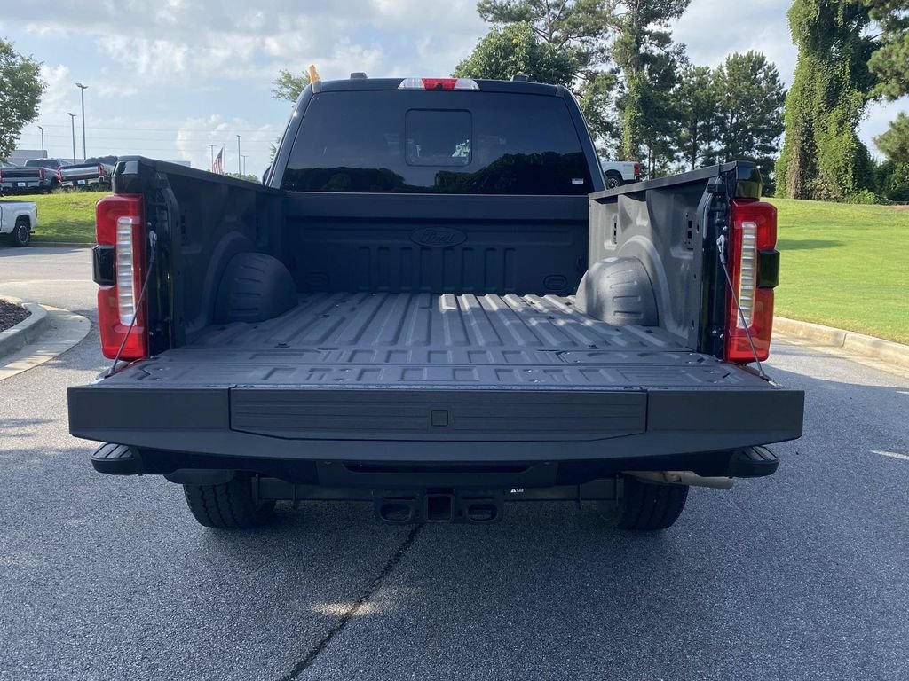 Certified 2025 Ford F350 Lariat w/ Lariat Ultimate Package AWD/4WD image 5