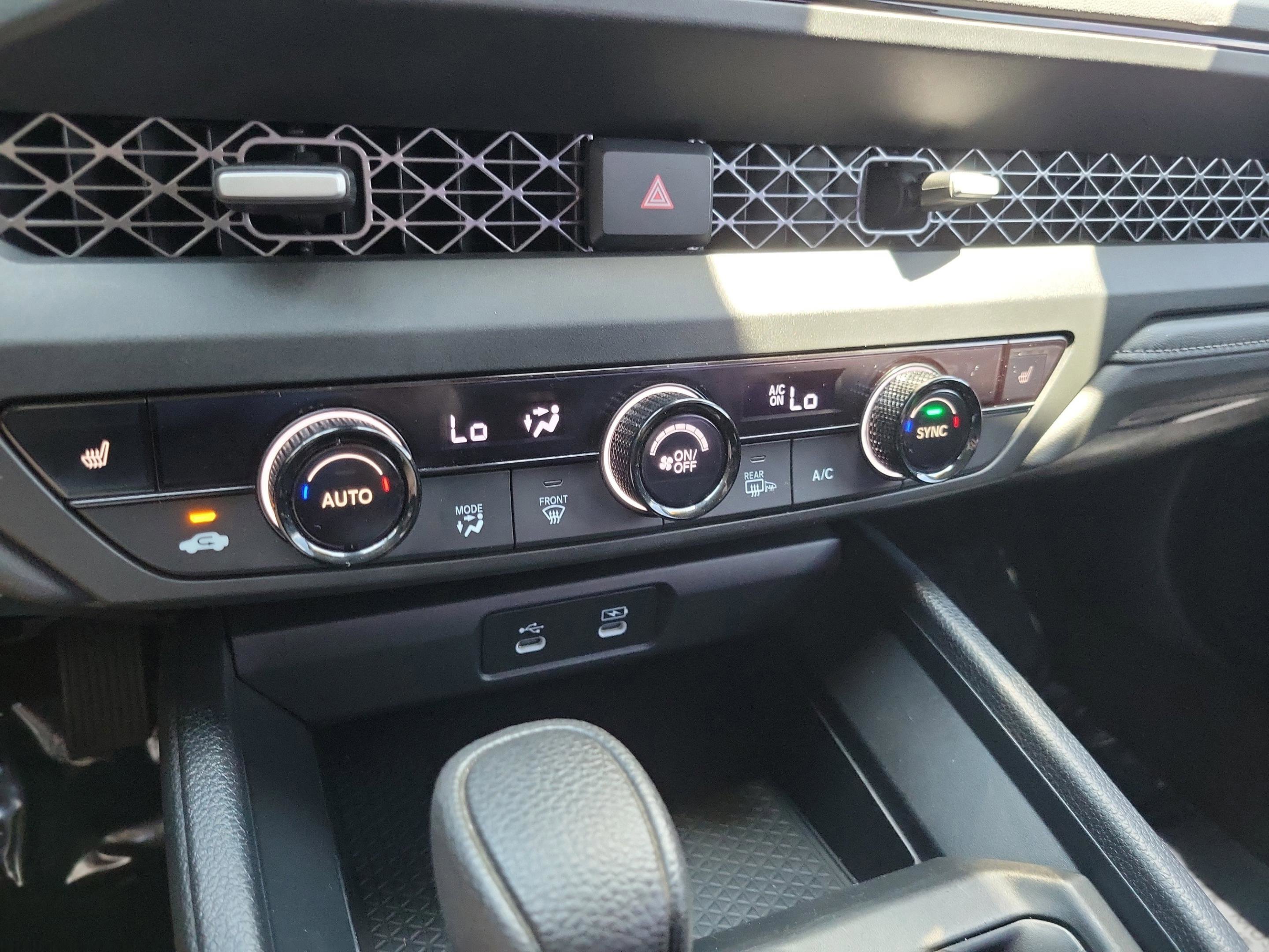 Used 2024 Honda Accord EX image 29