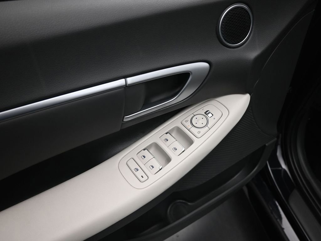 Used 2024 Hyundai Sonata SEL FWD image 38