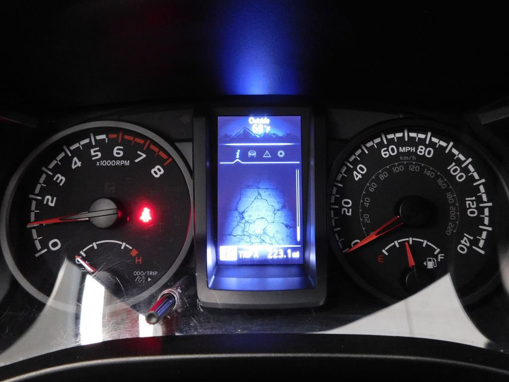 Used 2020 Toyota Tacoma SR w/ SR Convenience Package AWD/4WD image 19