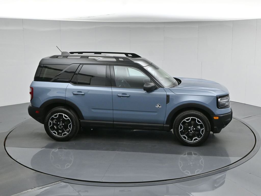 Certified 2025 Ford Bronco Sport Outer Banks w/ Outer Banks Tech Package+ AWD/4WD image 56