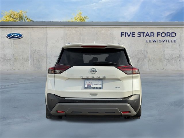 Used 2021 Nissan Rogue SV w/ Premium Package image 5