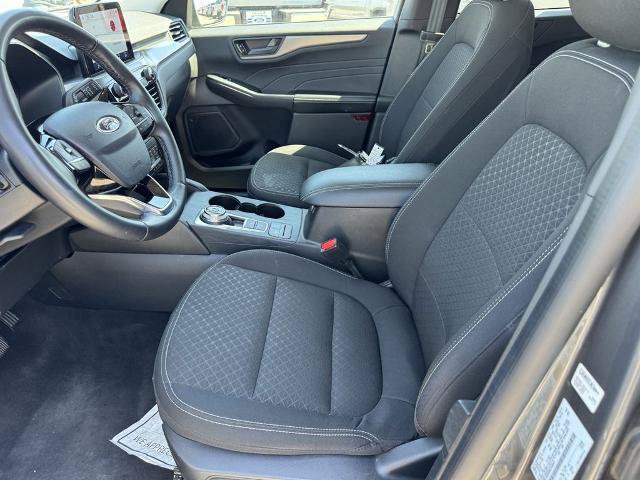 Certified 2024 Ford Escape Active AWD/4WD image 19