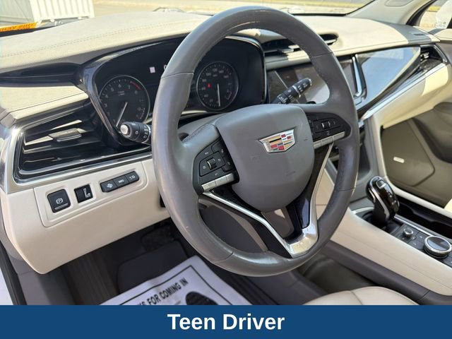 Used 2020 Cadillac XT6 Premium Luxury FWD image 12