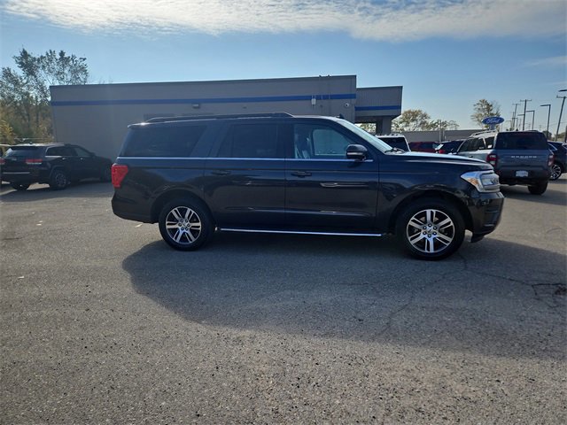 Certified 2022 Ford Expedition Max XLT image 2