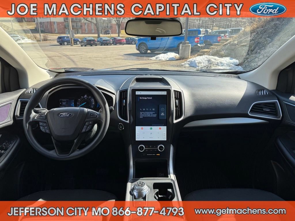 Certified 2022 Ford Edge SE w/ Black Appearance Package image 12