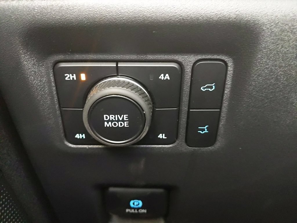 Certified 2025 Ford Expedition Active AWD/4WD image 25