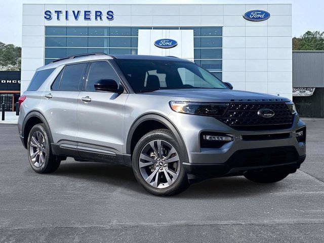 Certified 2023 Ford Explorer XLT w/ Equipment Group 202A