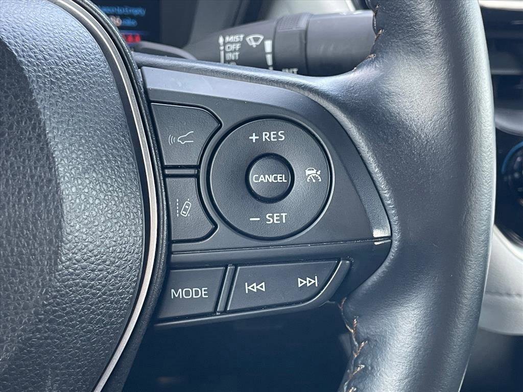 Used 2022 Toyota Corolla SE image 19
