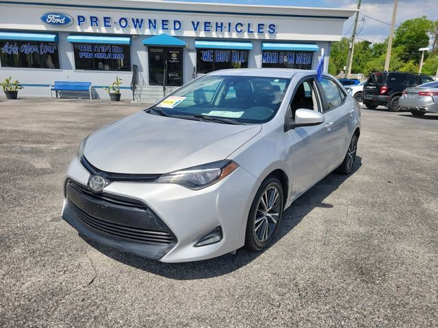 Used 2017 Toyota Corolla LE w/ LE Premium Package image 3