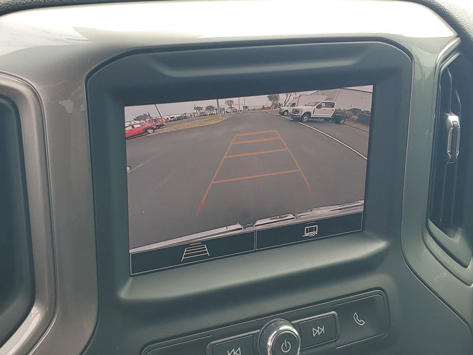 Used 2024 GMC Sierra 1500 Pro w/ Pro Value Package image 17