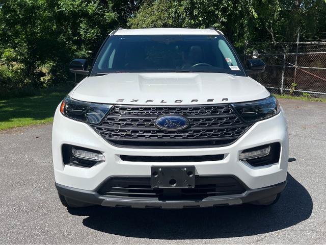 Certified 2023 Ford Explorer XLT w/ Equipment Group 202A AWD/4WD image 5