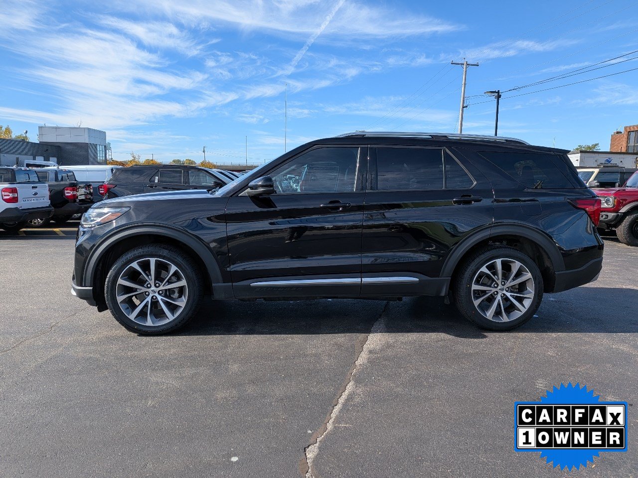 Certified 2025 Ford Explorer Platinum w/ Ultimate Package AWD/4WD image 7