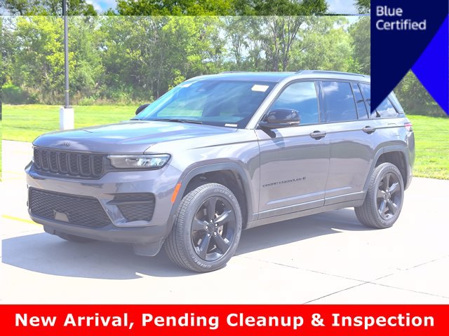 Used 2023 Jeep Grand Cherokee Altitude