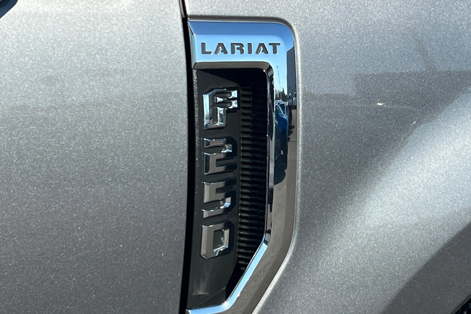 Certified 2022 Ford F250 Lariat w/ FX4 Off-Road Package image 32